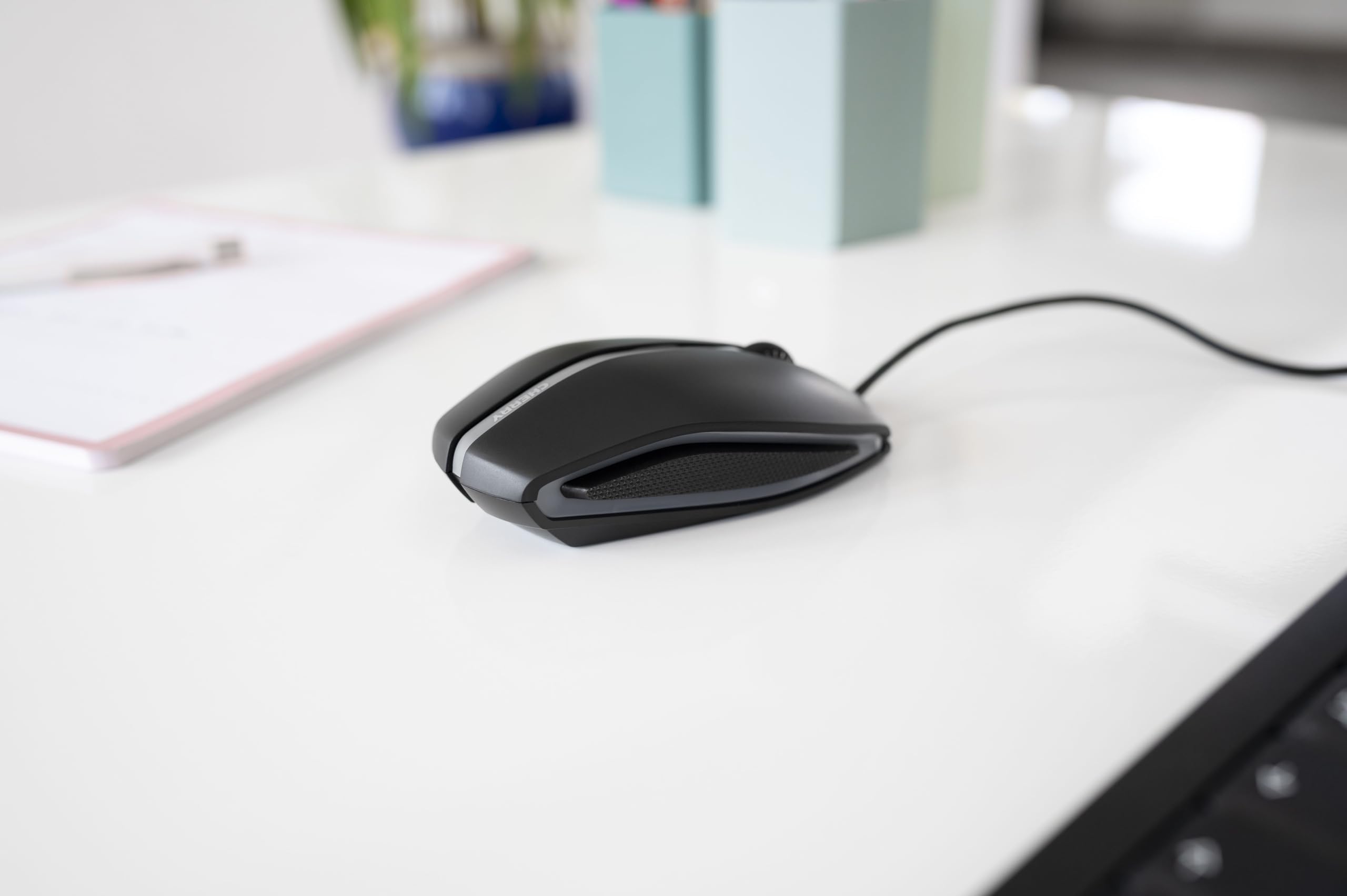 cherry-gentix-corded-kabelmaus-schwarz-1000-dpi image 5