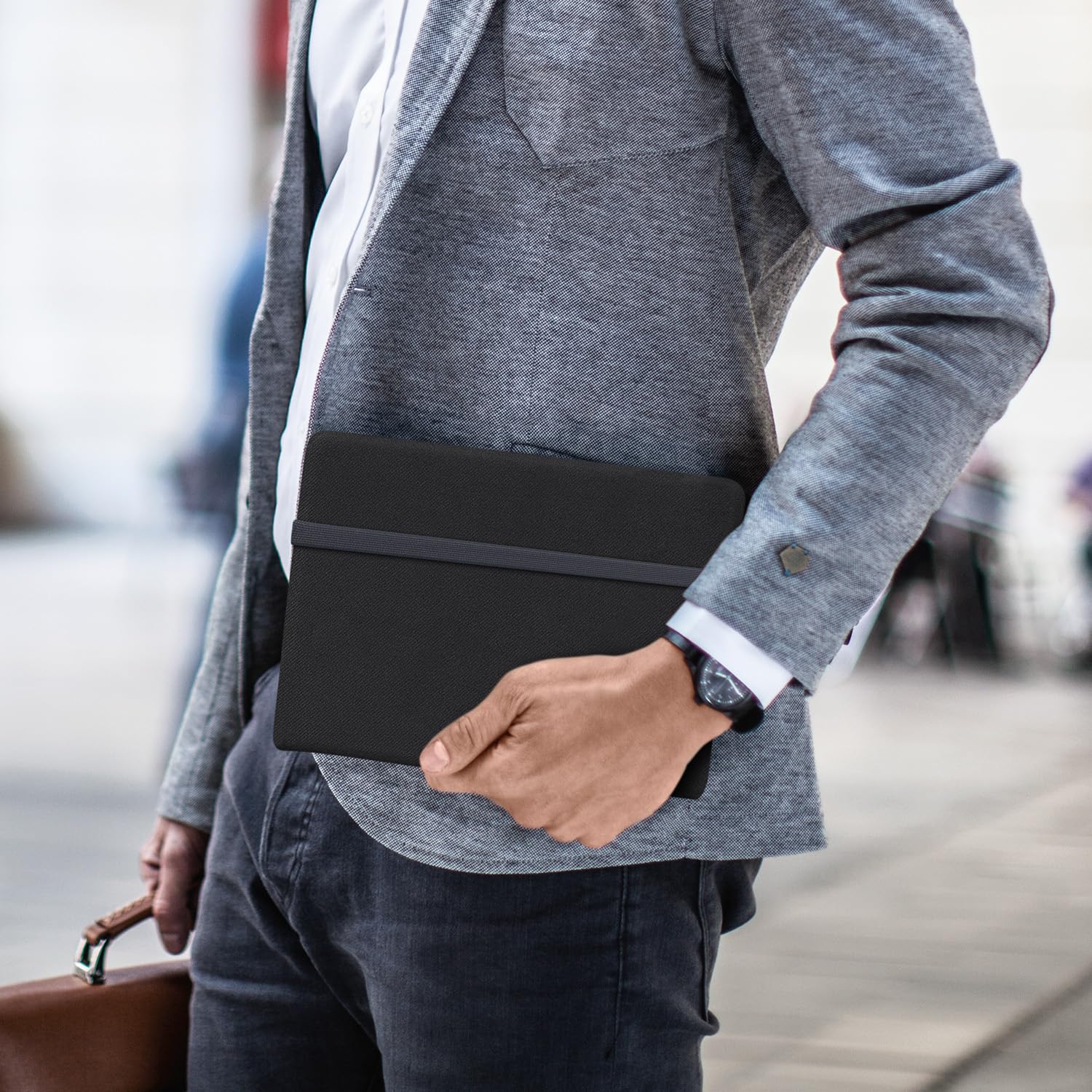 logitech-universal-folio-tablet-tastatur-9-10-zoll-schwarz image 5