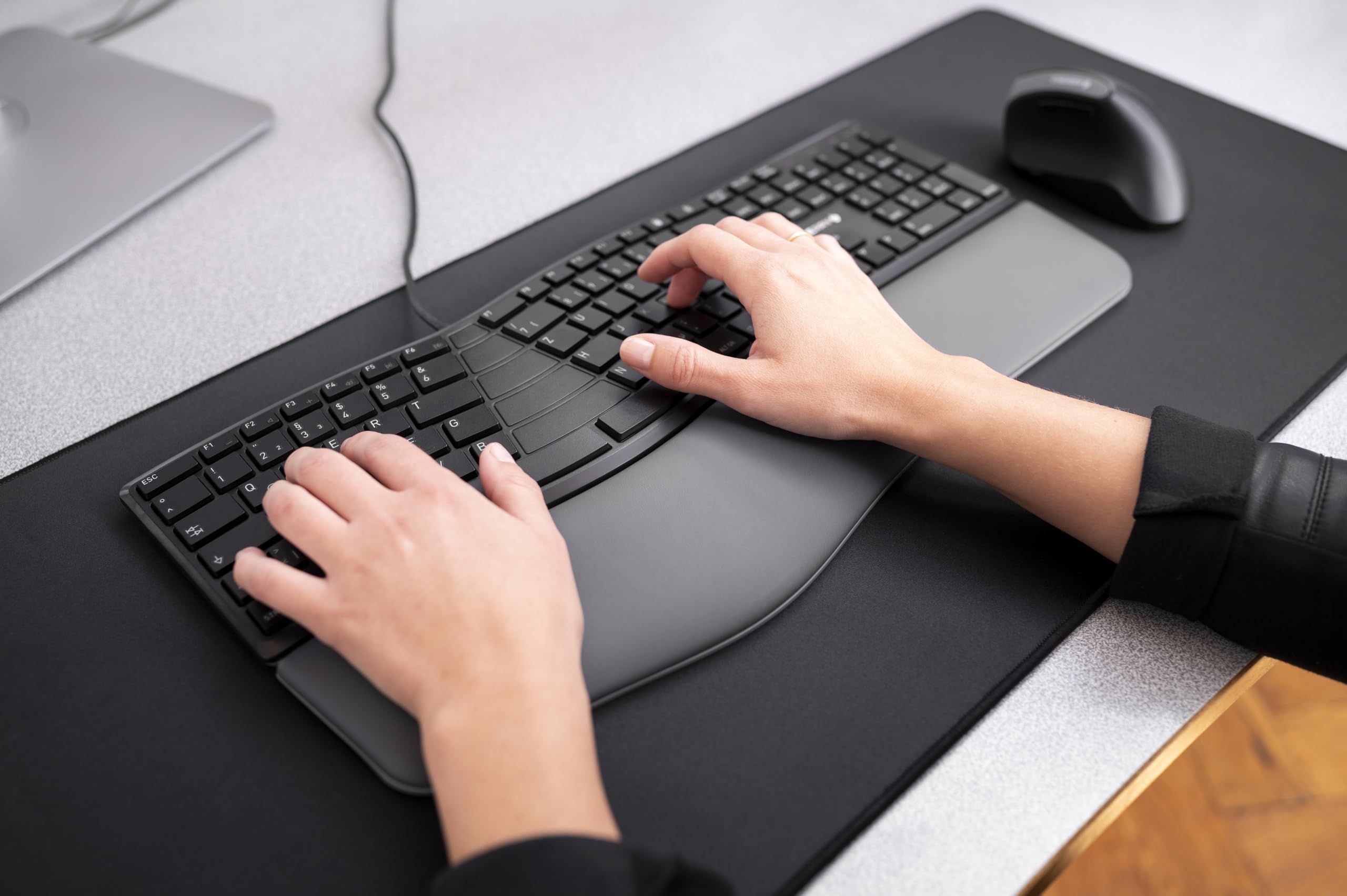 cherry-kc-4500-ergo-tastatur-qwertz-schwarz-ergonomisch-kabel image 5