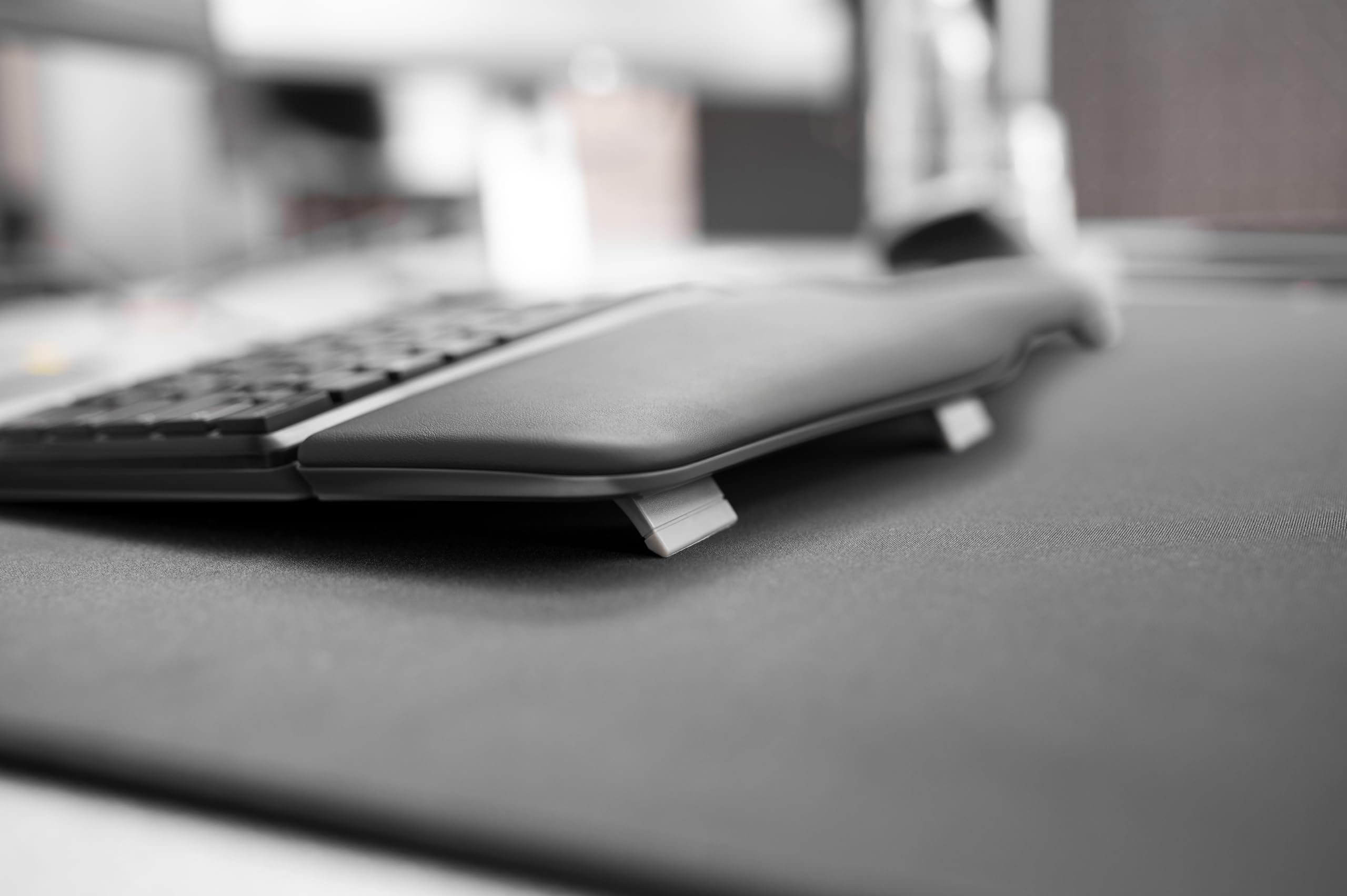 cherry-kc-4500-ergo-tastatur-qwertz-schwarz-ergonomisch-kabel image 4