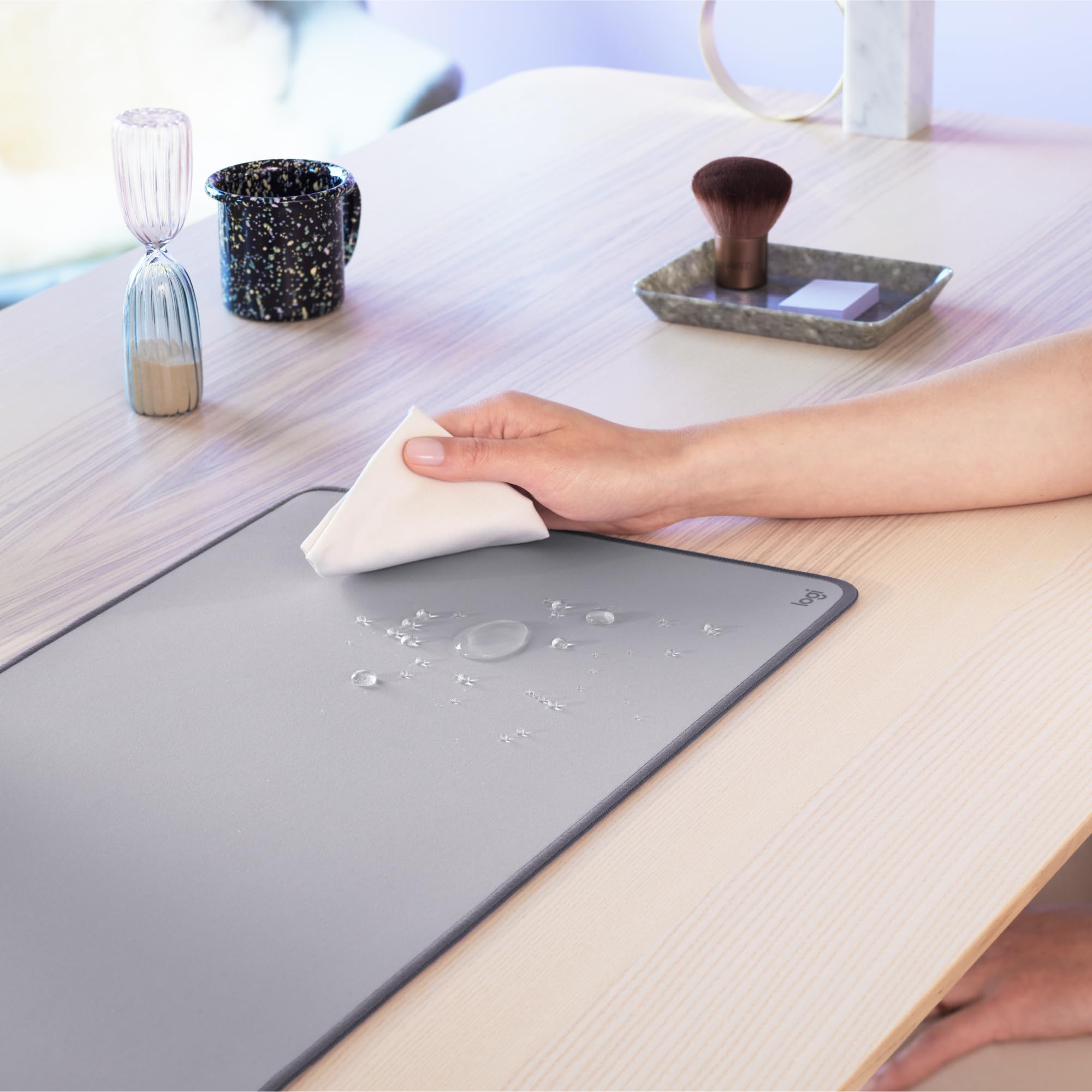 logitech-desk-mat-studio-schreibtischunterlage-grau-70cm image 3